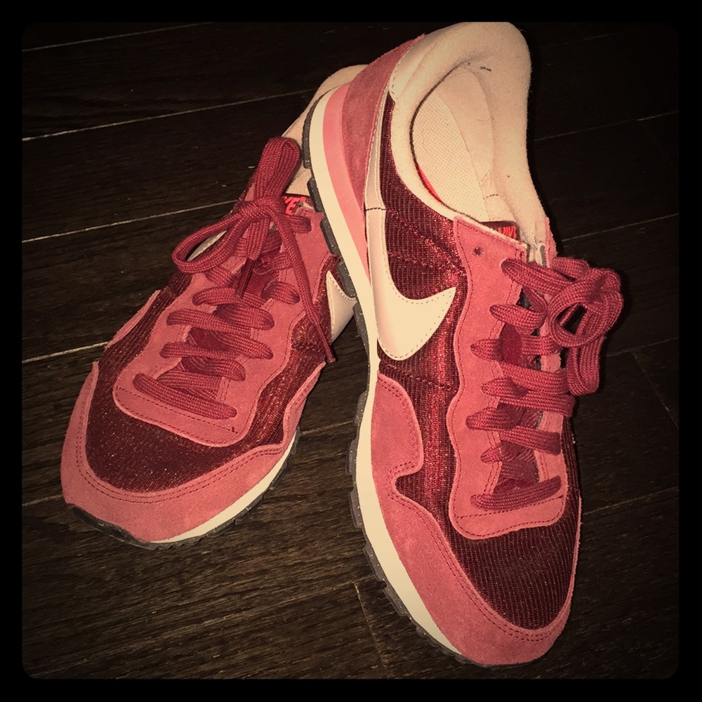 Nike Sneakers